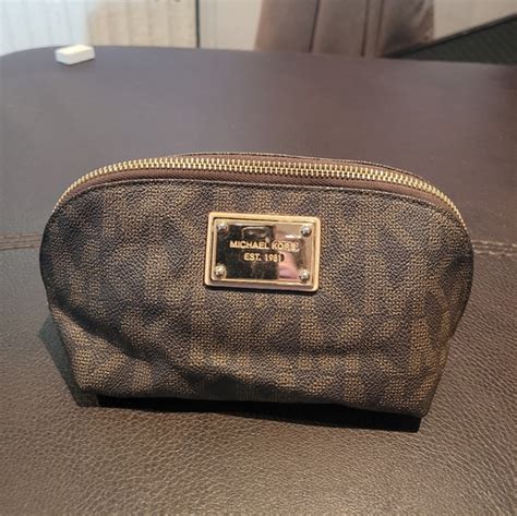 michael kors make up bag|Michael Kors makeup bag sale.